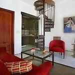 Apartamentos Patios De Alcantara
