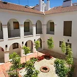 Apartamentos Patios De Alcantara