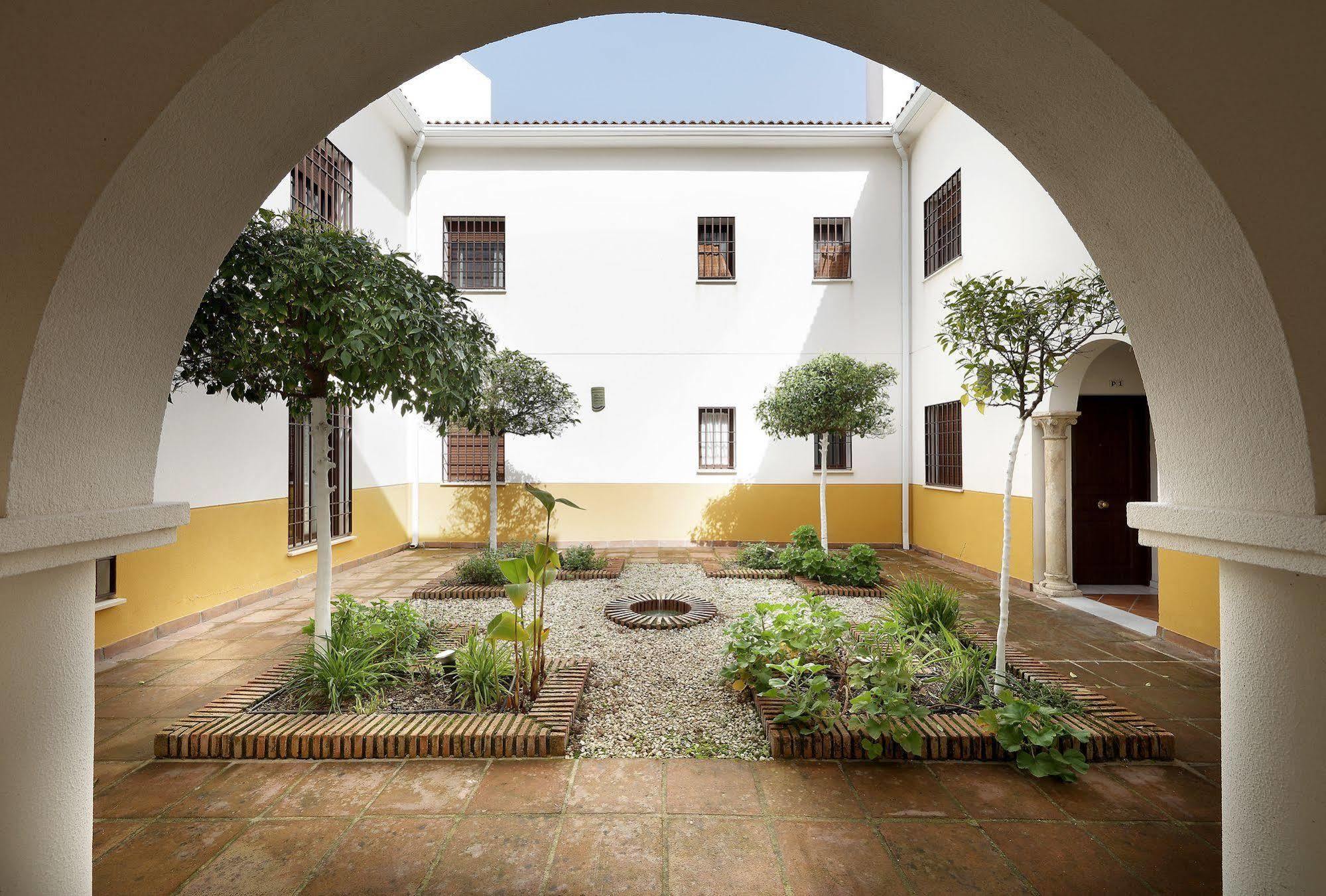 Patios De Alcantara Apartamento *